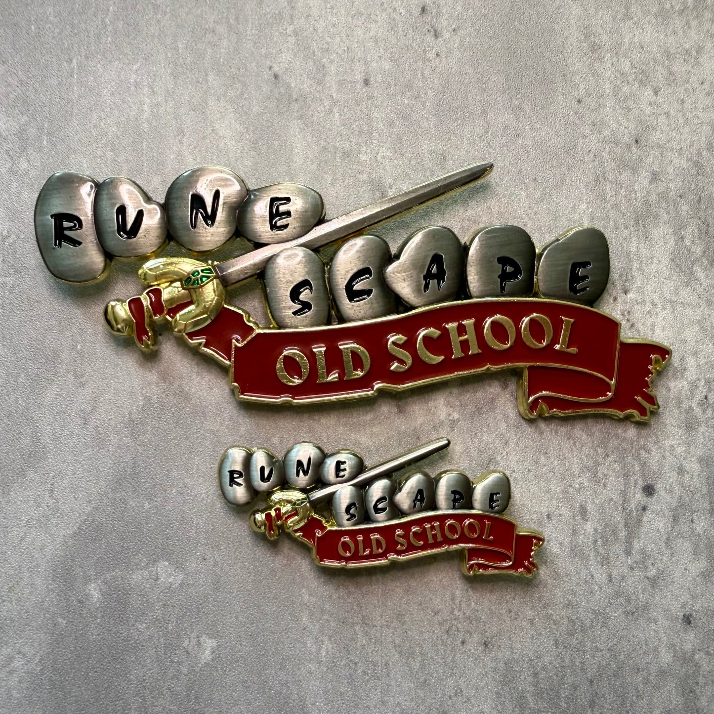 OSRS Logo Pin XL